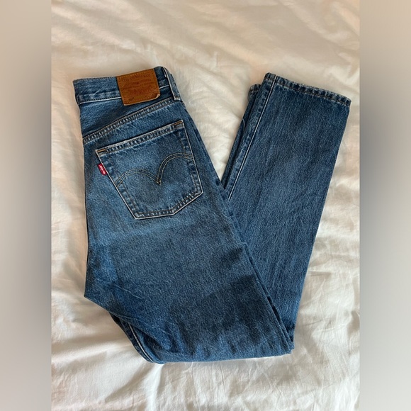 Levi’s 501 High Rise Jeans - Picture 4 of 6